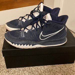 Kyrie 7. Size 13us